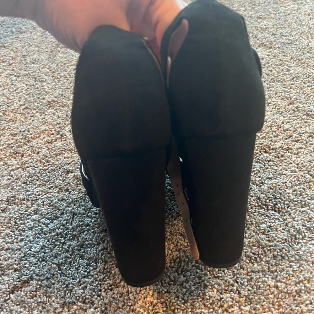 American Rag Black Block Heels w/ Ankle Straps Women's Size 7 WIDE Chunky Heel - Picture 5 of 11